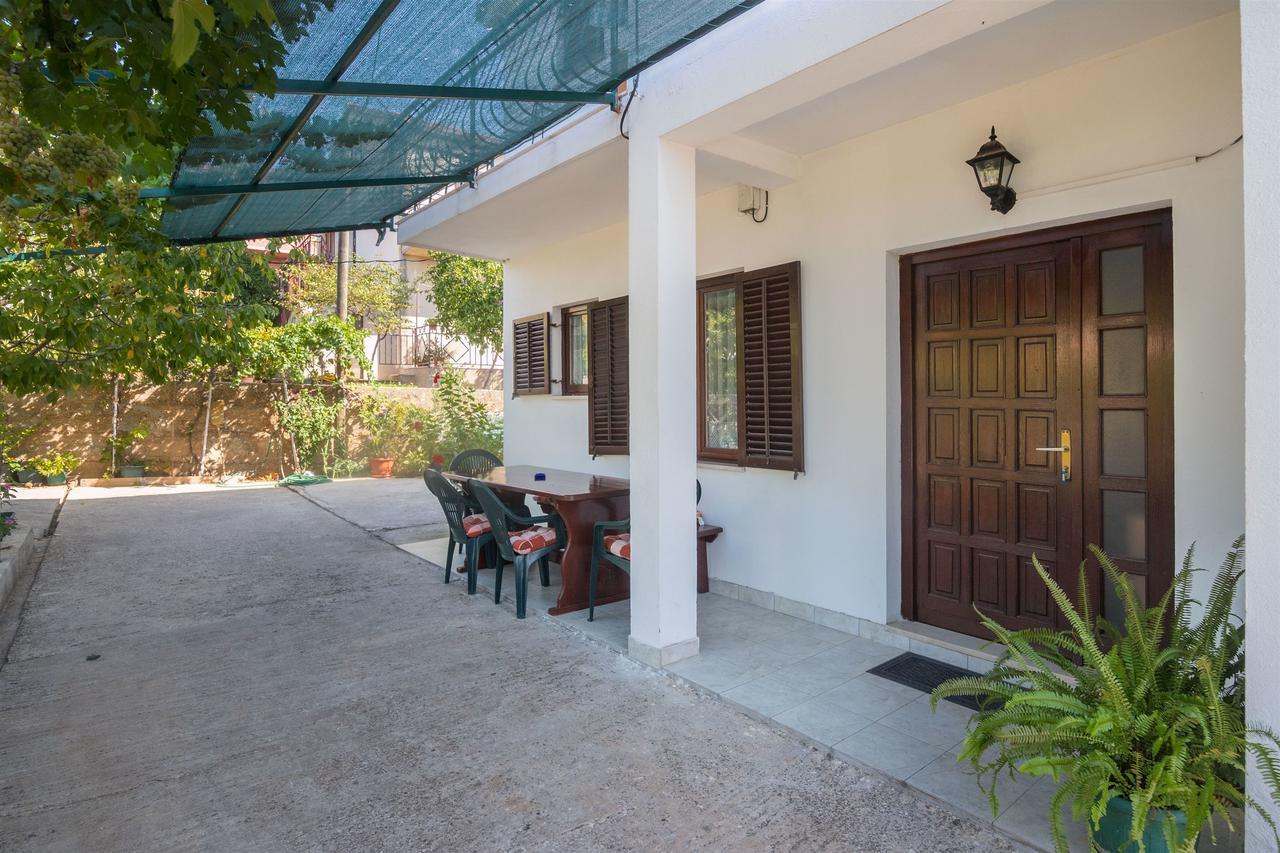 Apartment Vinka โตรกีร์ ภายนอก รูปภาพ